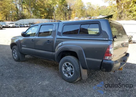 2014 Toyota Tacoma Double Cab z USA, uszkodzony, nr VIN 3TMLU4EN7EM156215